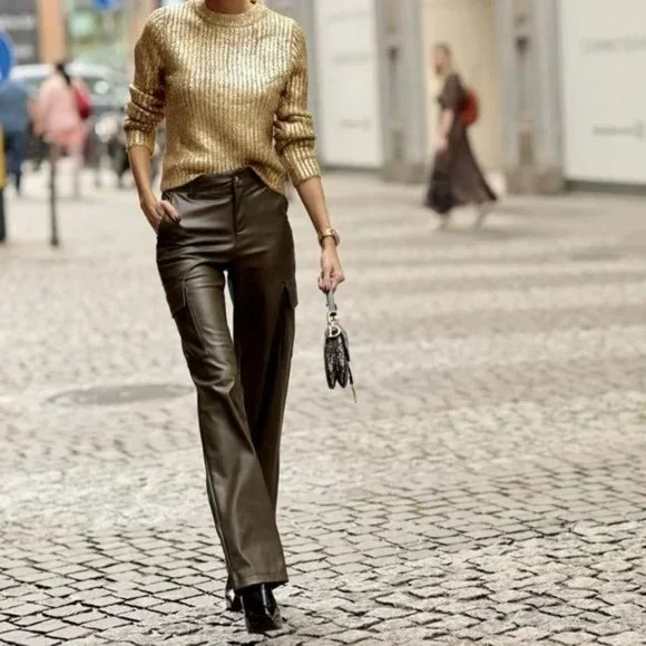 BLOGGER’S FAVE | NWT ZARA GOLD METALLIC SHIMMER CRACKLED KNIT SWEATER - Picture 3 of 11